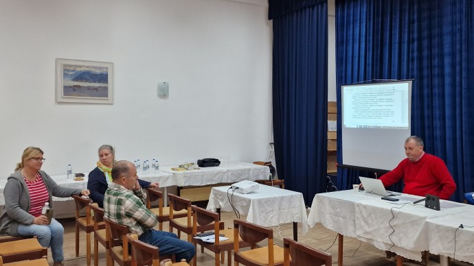Информационна среща/семинар за информиране на местното население и заинтересованите страни относно процеса на разработване на стратегия за ВОМР, 10.10.2023 г. в с. Звездица